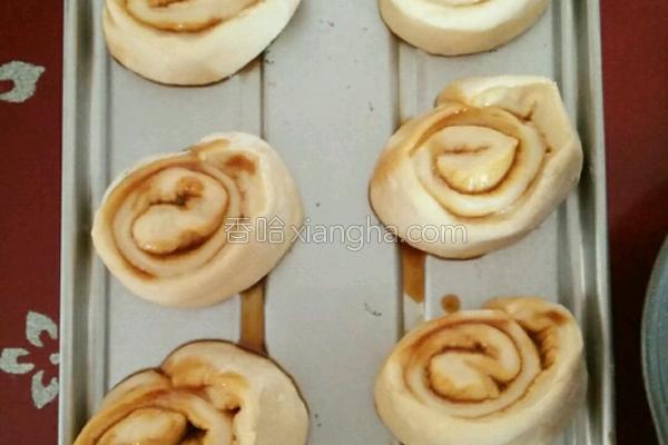 芝麻红糖面包怎么做,芝麻红糖花卷