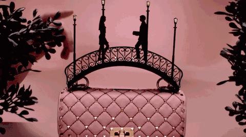 七夕一定要送女朋友的一款包,又想骗我谈恋爱