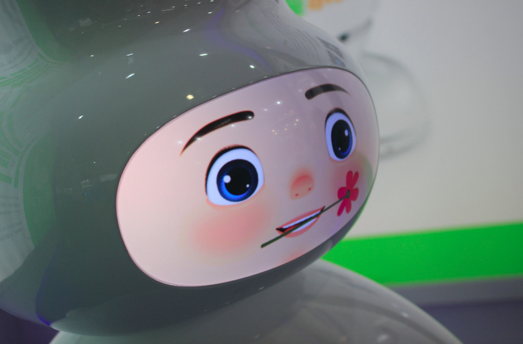 盘点那些让人类逼疯的机器人,所有黑科技机器人