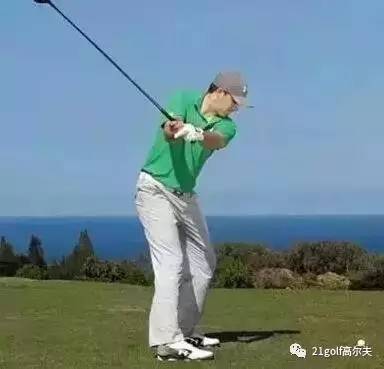 2号杆的挥杆技巧,全挥杆击球的练习方法