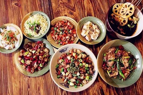 排队打卡的网红店,曾经排队八个小时的网红店