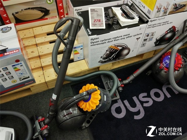 iPhone7比国内贵600!编辑在德国卖场发现坑爹货