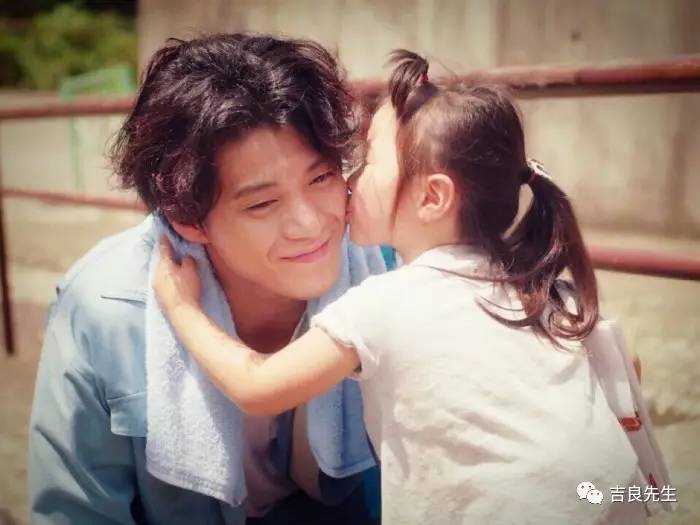 挖鼻孔的男生,挖鼻孔的男人