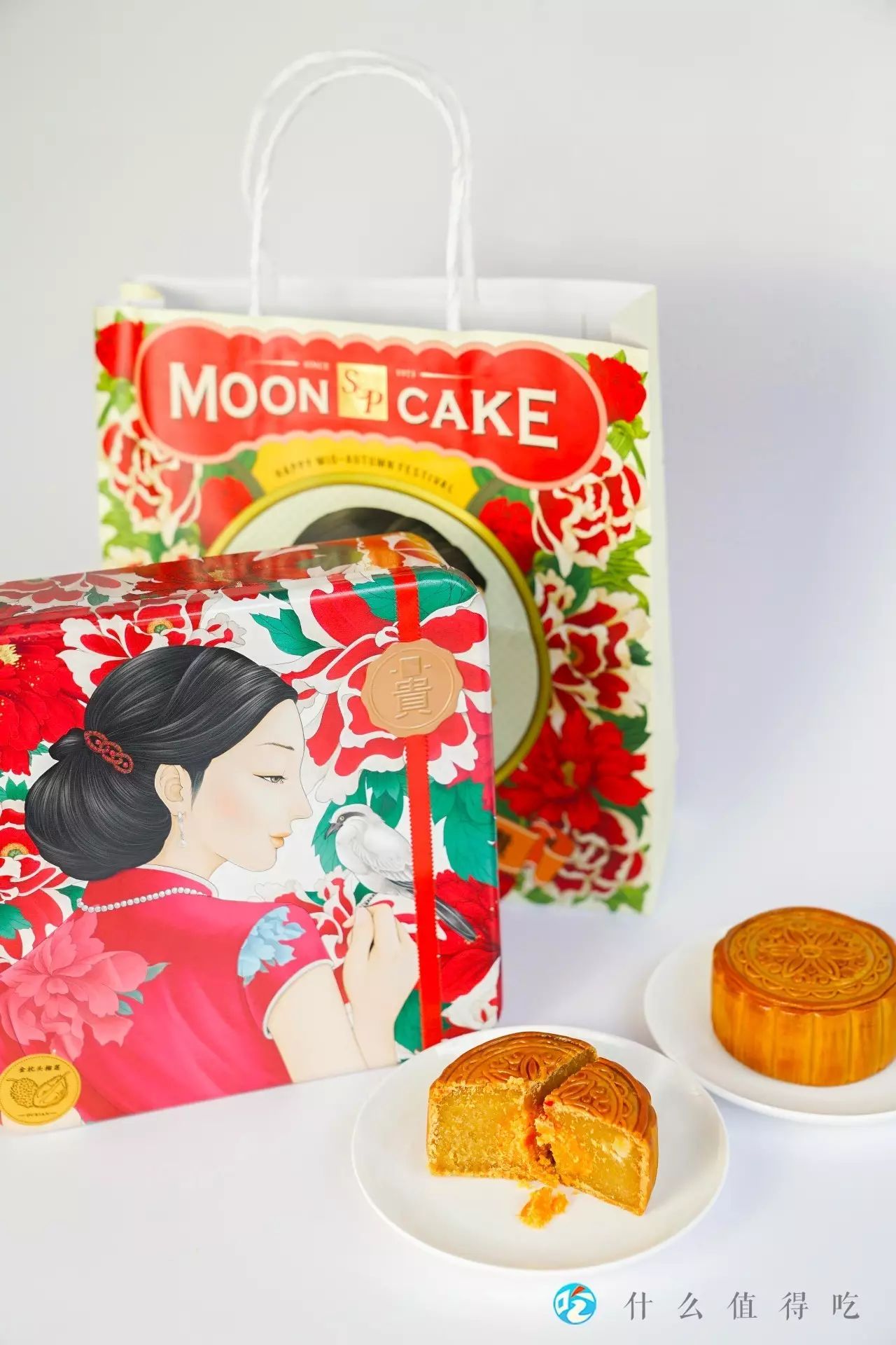 我们提取了每款月饼的人设，让你成为中秋送礼之王