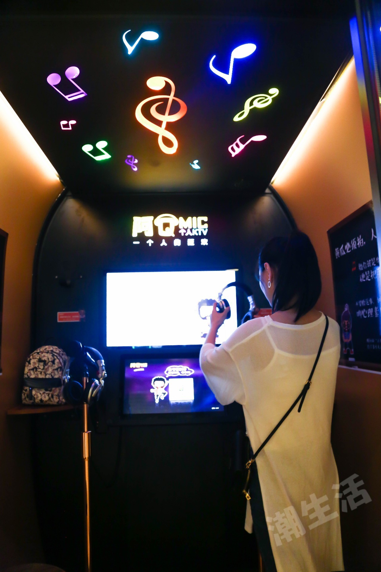 小型ktv玻璃间成都,成都商场小型ktv