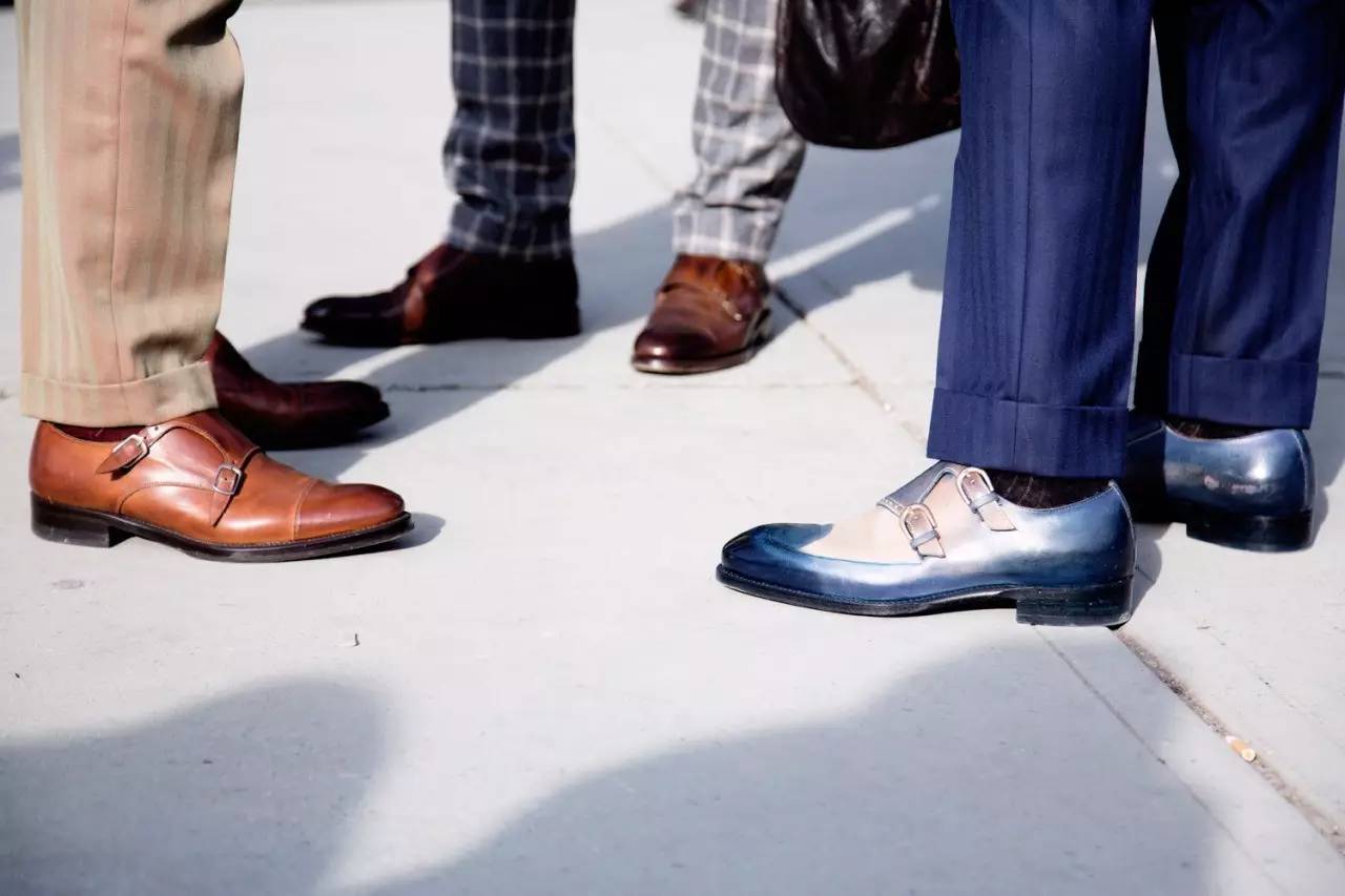 不穿运动鞋好不好,不穿运动鞋就练不好体育了吗