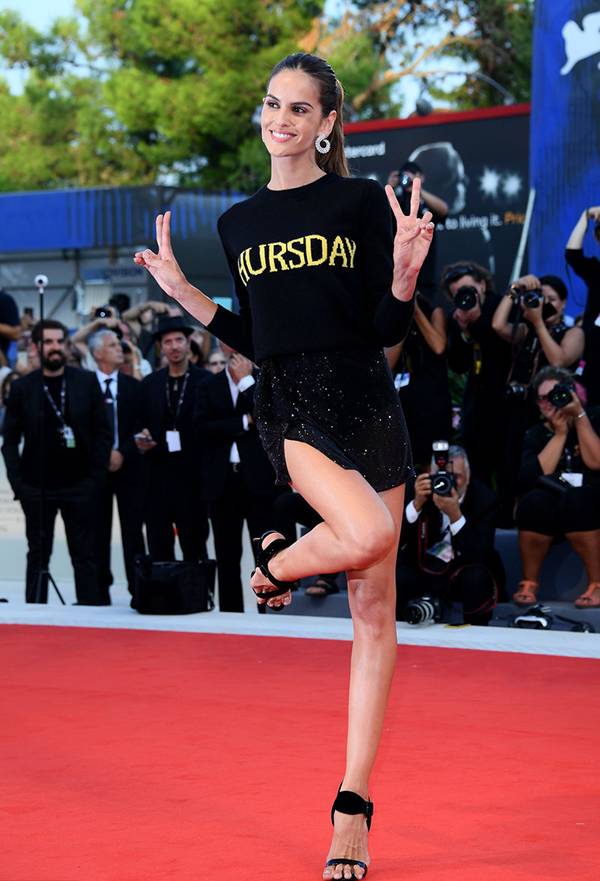 威尼斯电影节最佳红毯着装,再登威尼斯电影节红毯