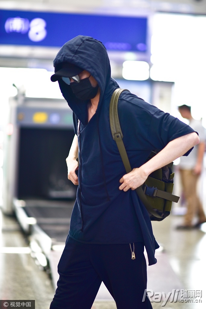 躲镜头迪丽热巴,躲镜头挑战综艺