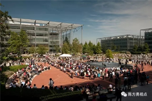 社群之于办公不过是噱头？看黑石在城市更新上怎么赚钱的