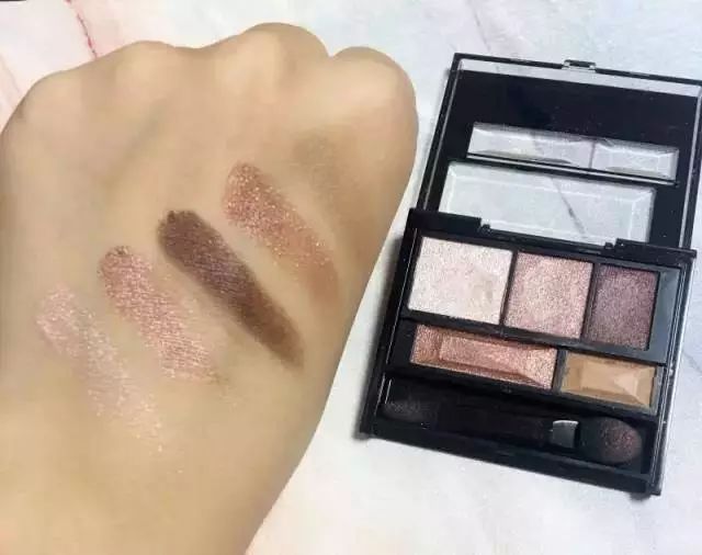 昨天，这张图片在日本化妆品界内转疯了！果然是揭露业内真相！