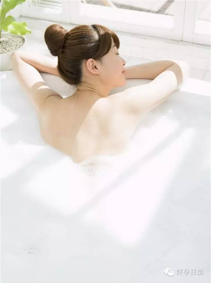 初期孕妈洗澡注意什么,孕妈洗澡要注意哪些