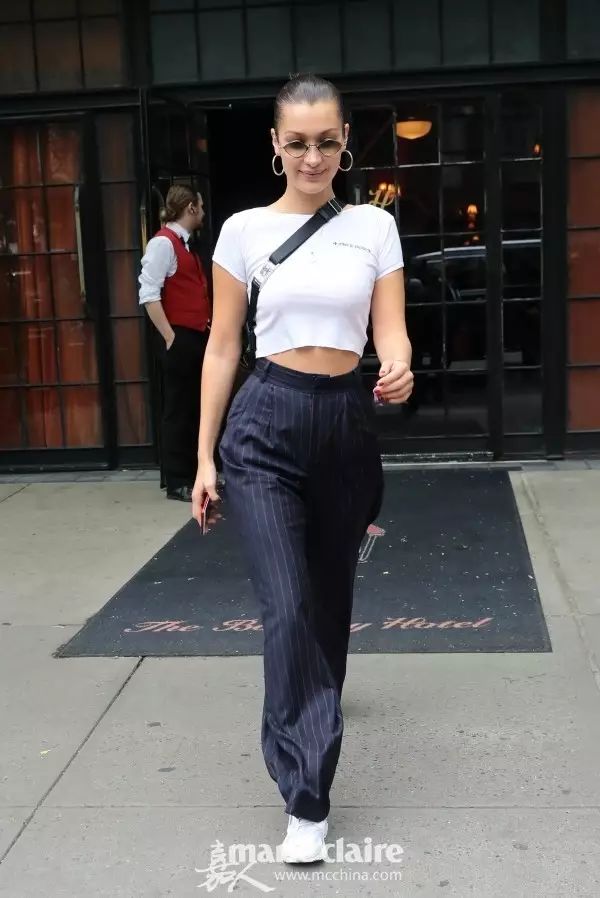 明星同款短袖t恤女杨幂,潮牌t恤女款杨幂同款条纹