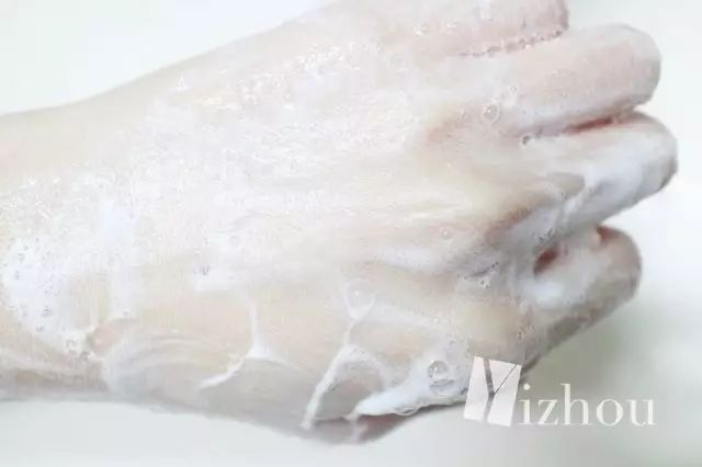 国货洗面奶哪个牌子最好用,祛痘什么牌子洗面奶最好