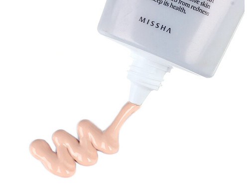 如何正确用bb霜,怎么用bb霜上妆好看