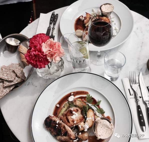 想偶遇赵丽颖吗?在巴黎时装周,她一定会去这十家咖啡馆!