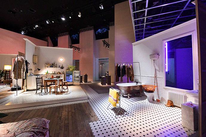 热巴米兰献T台首秀，华丽变身西西里公主｜时装周