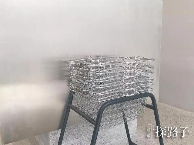 探路子丨价格堪比免税店!在这间「仓库」里居然还能买到断货口红!