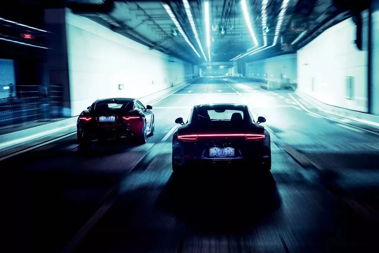 夜幕降临开启派对,夜幕降临跑车