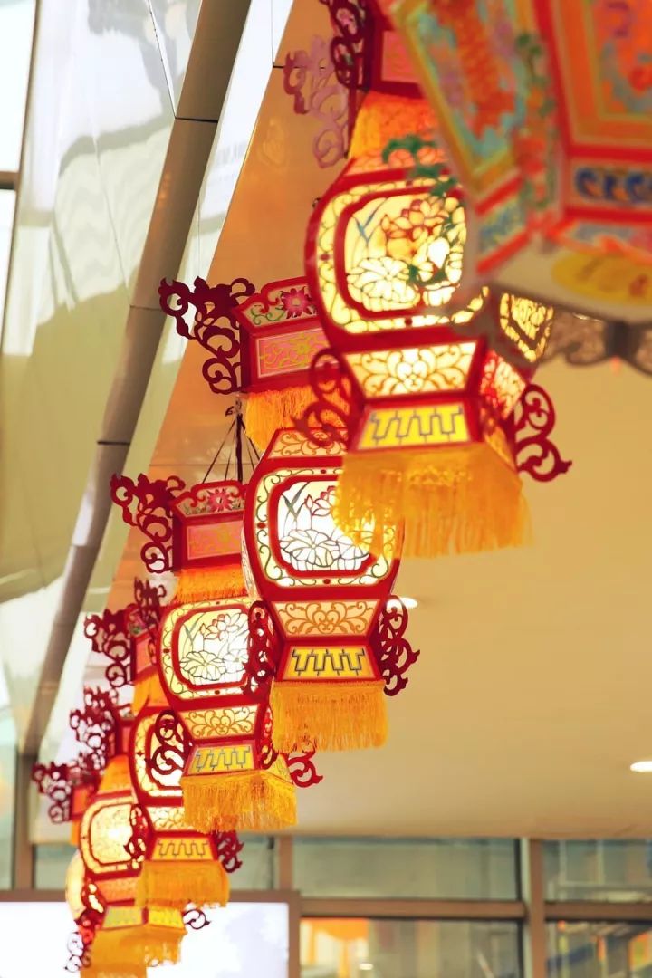 匠心制作｜传统匠人的手作灯都汇聚在海宁皮革城！