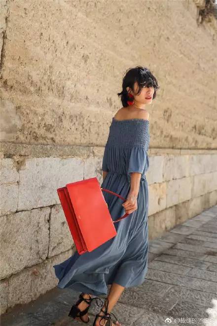 如何摆脱拍照姿势僵硬,僵硬的拍照姿势