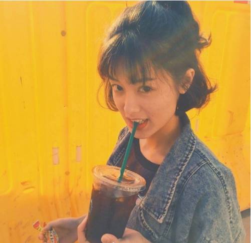 显脸小发型女2021流行发型,40-50岁脸大脖子短发型显脸小的