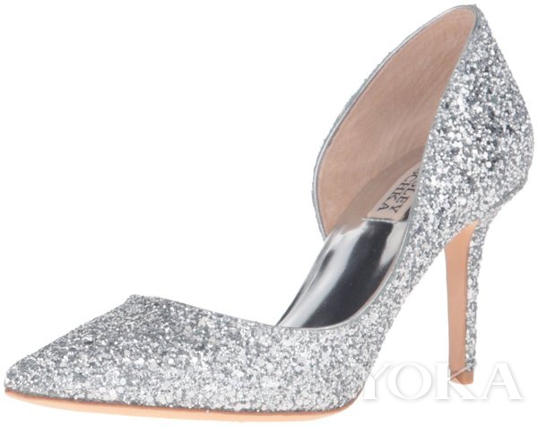 伴娘日记:穿错一双伴娘鞋颜值再高礼服再美都白搭！