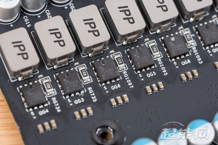 igamegtx1070烈焰战神,igamegtx1080ti测评