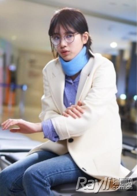 深扒秀智10件百搭单品，200块就能买到相似款