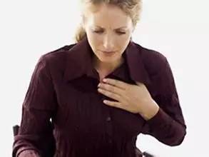 咳嗽有痰喉咙痒有哪些抗病毒药物,咳嗽喉咙痒干咳喝什么中药