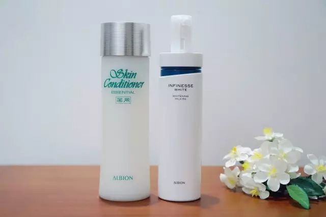 我想告诉你一个小秘密,你过来我给你说一个秘密图片