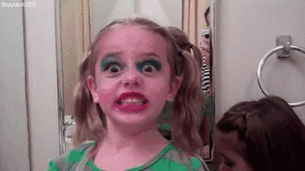 推荐菲鹿儿眼影盘的美妆博主,化妆师必入的日常妆眼影盘