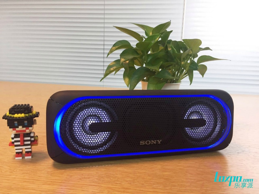 索尼蓝牙耳机续航怎么样,索尼最新款蓝牙音箱