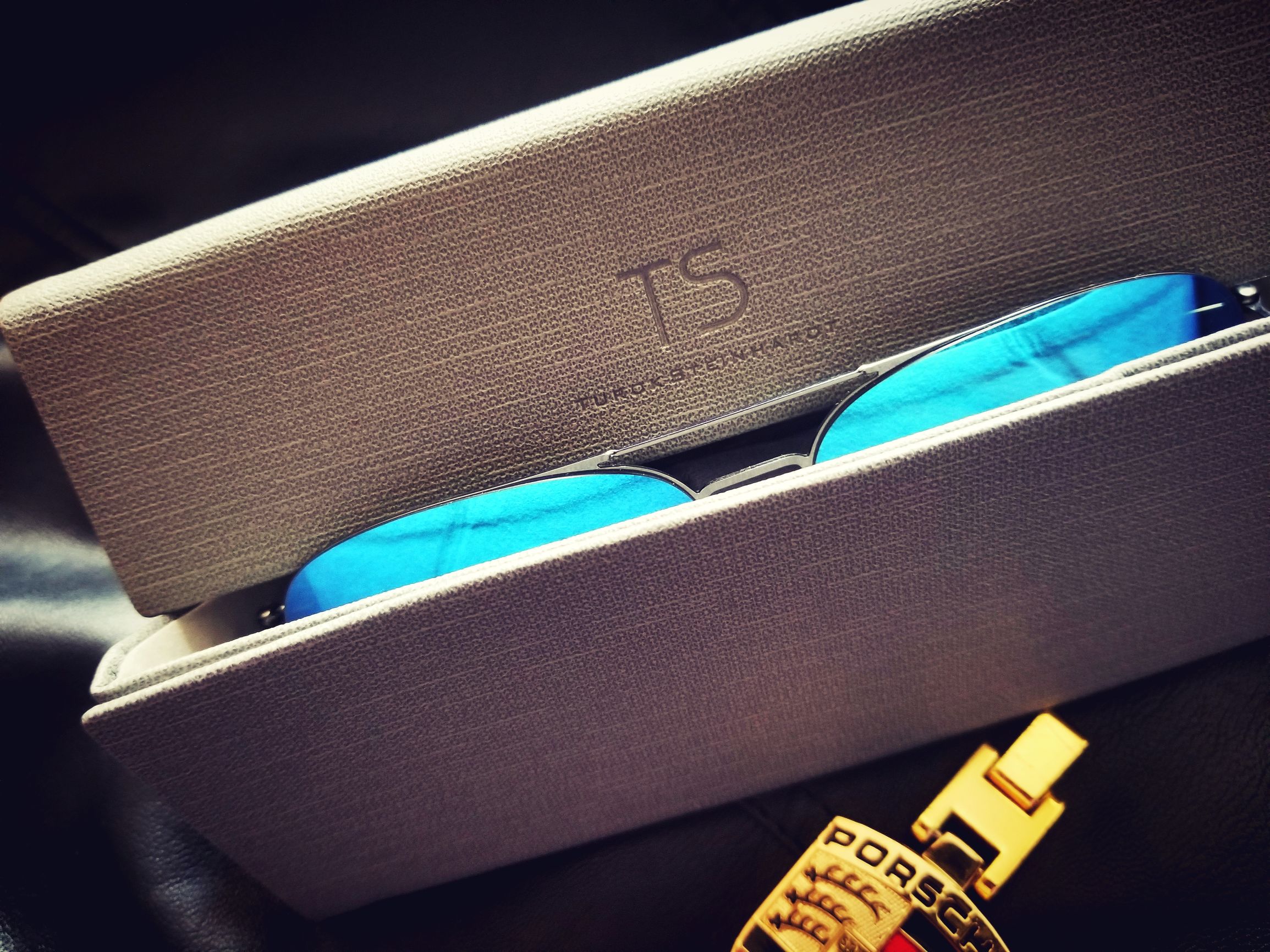 小米杀入传统行业,小米眼镜业