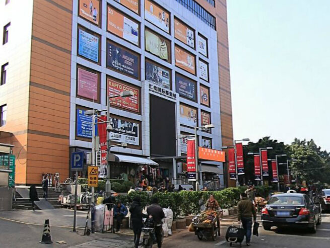 开个服装店在哪里找质量好货源,开服装店货源