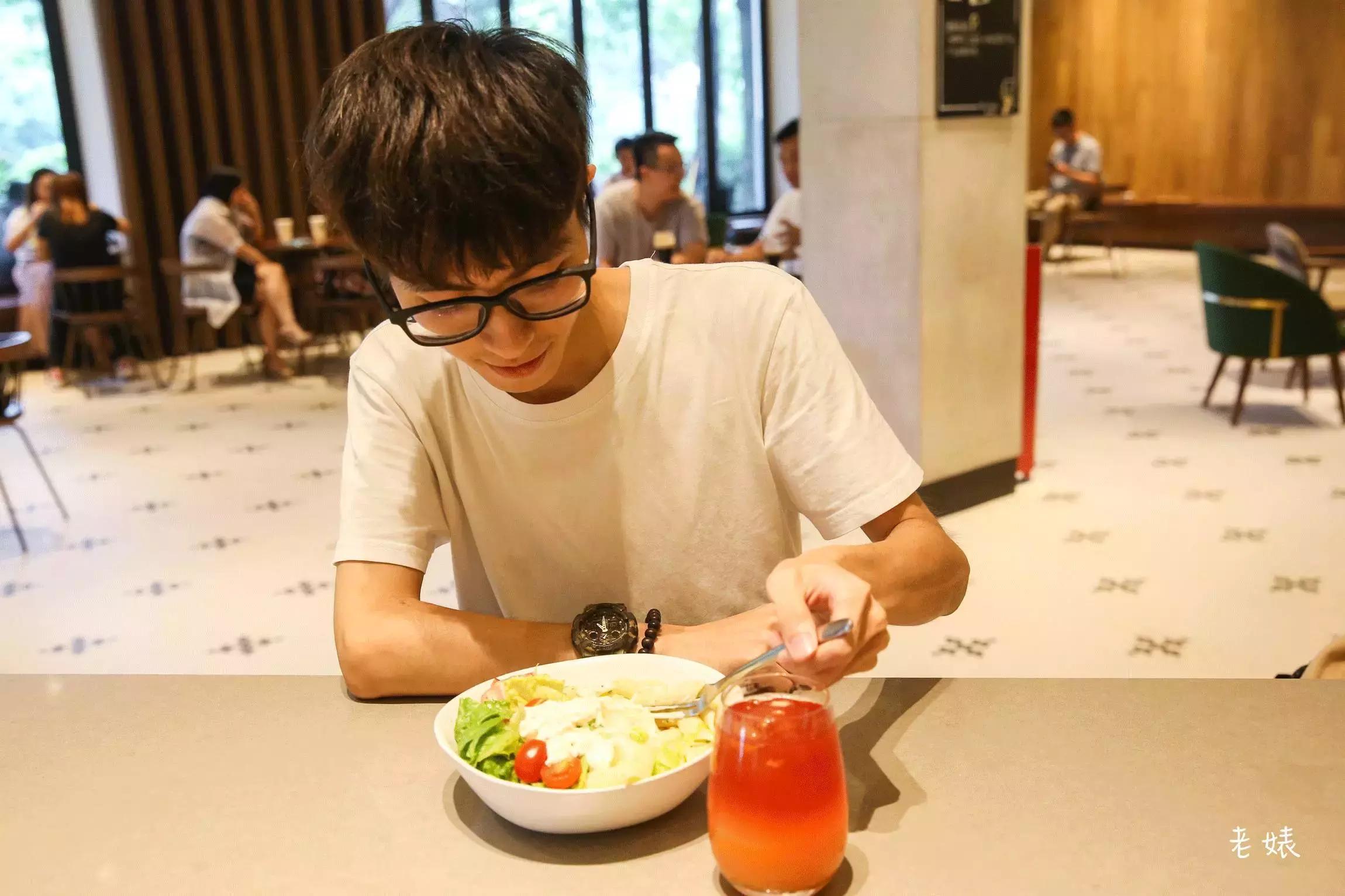 799积分星巴克手工特调饮品,星巴克特调咖啡买一送一