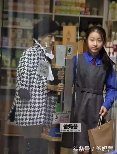 黄多多和李嫣谁有楷模,李嫣黄多多年收入