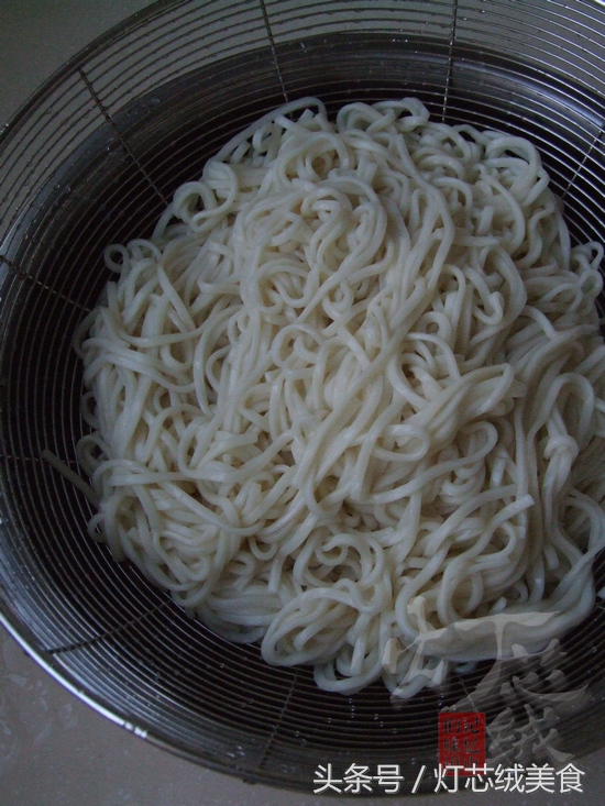 自己在家做牛肉面，货真价实，好吃不贵，勤俭煮妇一定要试一下