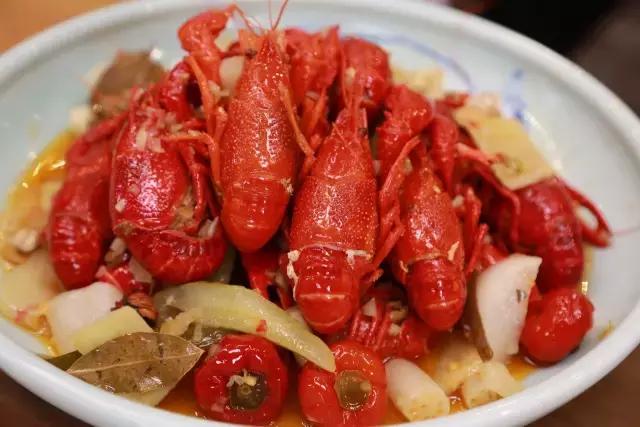 怎样做小龙虾才好吃又简单全过程,在家里怎么做大龙虾最简单又好吃