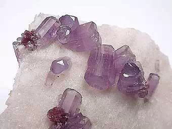 我的前半生宝石原石,我的前半生原石图片