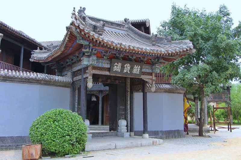 青山绿水间自由的飞翔,青山绿水放飞心情拥抱大自然