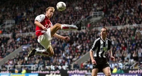 天下足球巴蒂斯图塔催泪解说,天下足球十大催泪解说亨利完整版