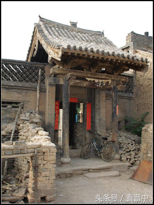 行走在乡上的路上,行走在田野乡间