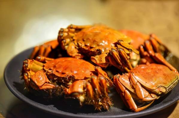 来秦皇岛去哪吃海鲜实惠,来秦皇岛必吃的美食小龙虾