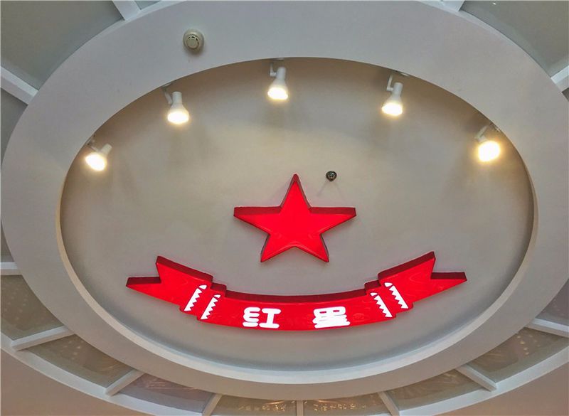 青山绿水间自由的飞翔,青山绿水放飞心情拥抱大自然