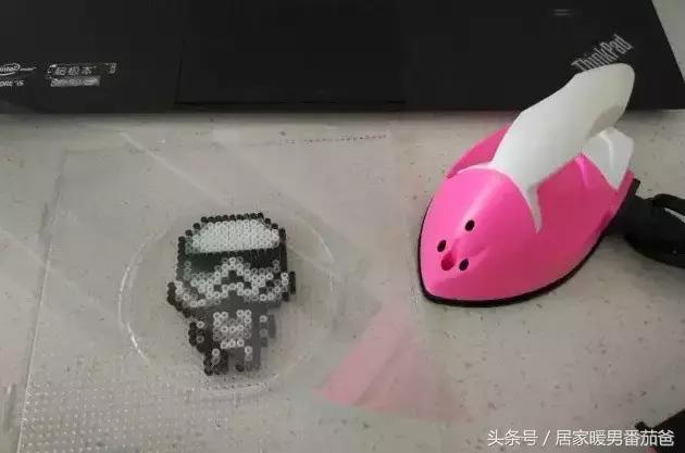 大家一起做手工,拼豆豆简单作品