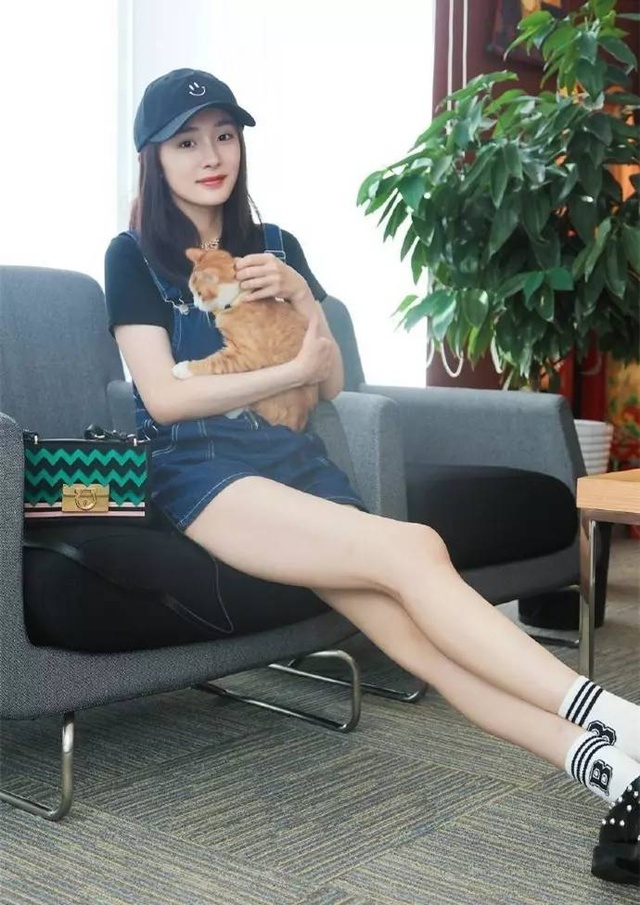 如今的带货女王杨幂,杨幂是如何成为带货女王的