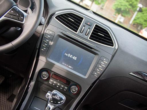 北汽绅宝d70极宝银,北汽绅宝d70新款