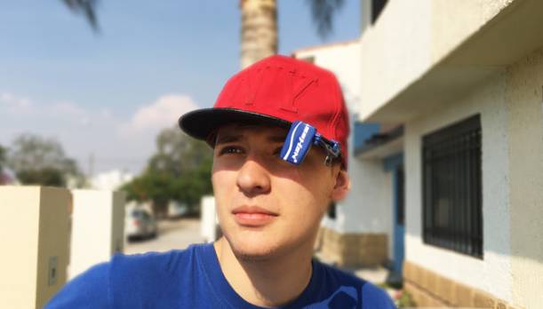 把「后视镜」戴在自己的眼睛前面，是一种什么样的体验？