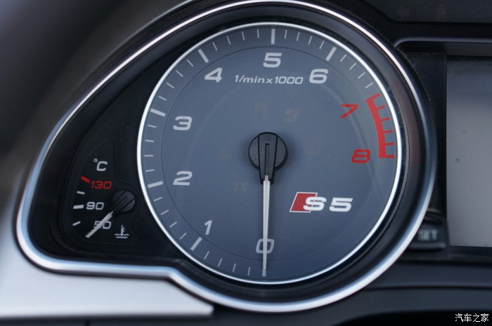 运动感很强新款奥迪s5敞篷版实车,性能和买菜兼顾的2018款奥迪s5