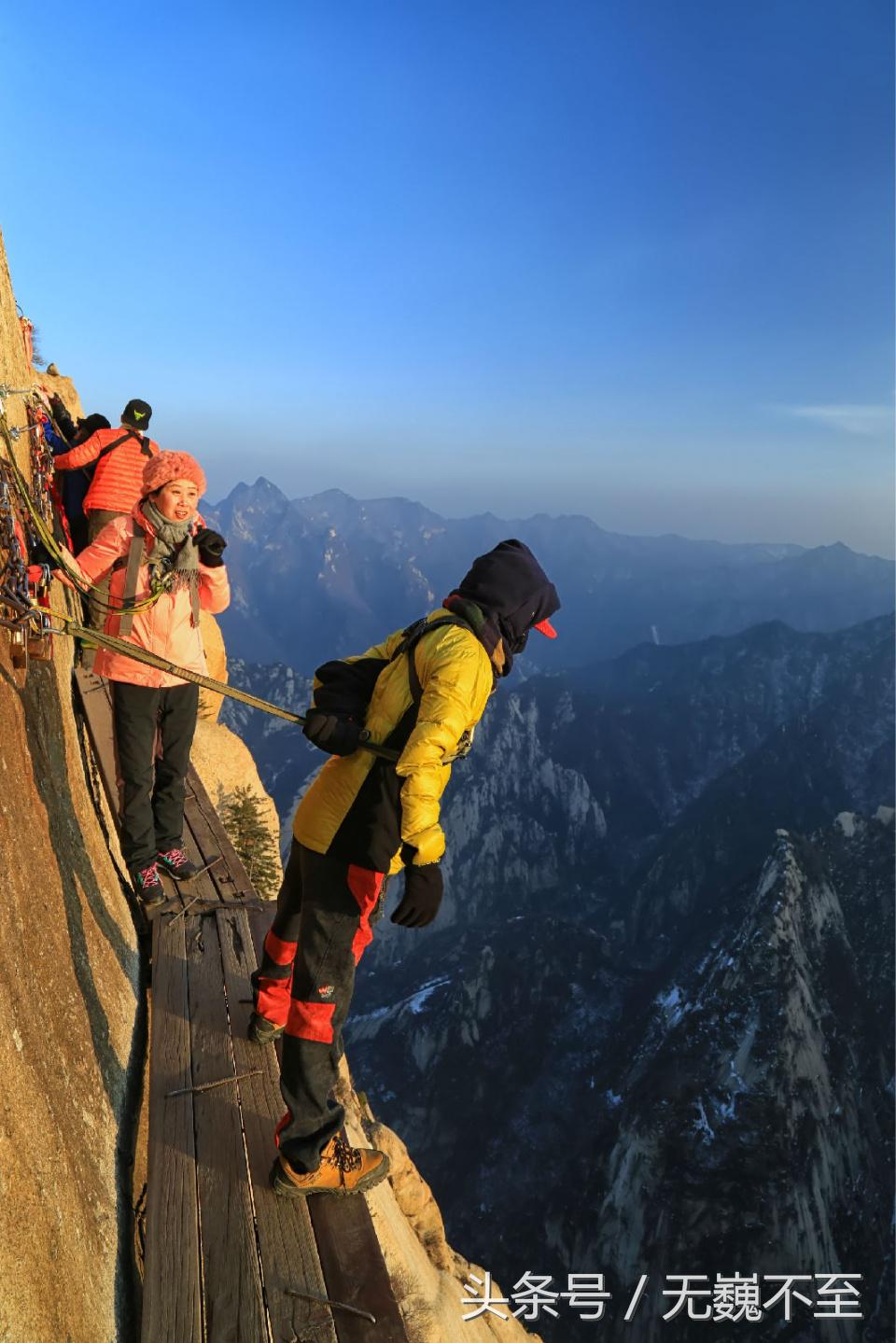 长空栈道走华山,一个人爬华山怎样玩长空栈道